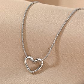 Niche Hollow Heart Necklace For Women (Option: HS943 2)