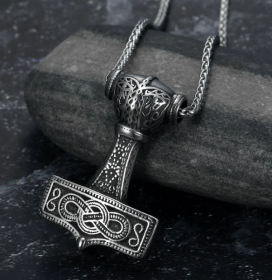 Vintage Nordic Rune Necklaces For Men Stainless Steel Norse Runes Viking Jewerly Pagan Elder Futhark Pendant Amulet Fashion Jewelry (Option: Chunky Mjolnir)